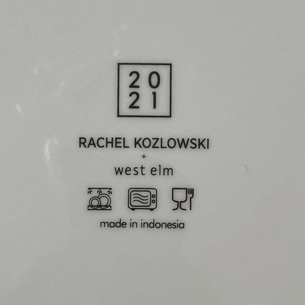 Set of 2 West Elm Rachel Kozlowski Dapper Animal Plates | 8.75” diameter - Picture 6 of 6